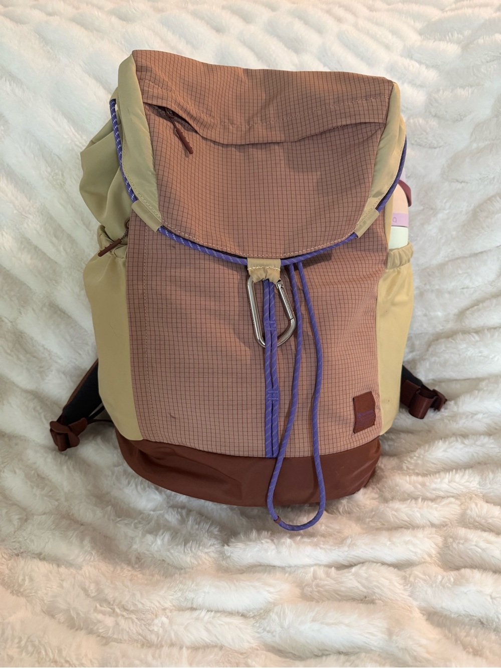 Lululemon Wunderlust Backpack 25L Two-Tone Colorblock in Brown, Tan and Purple